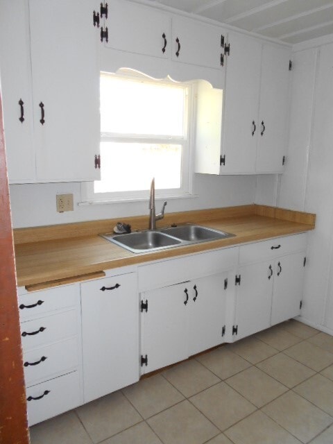 Photo - Cute 1 Bedroom House In Shasta Lake (Garage NOT Included)