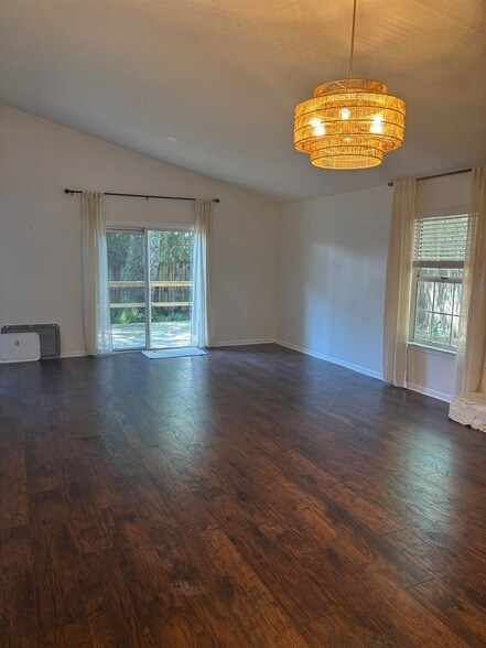 Photo - 1404 San Jose Rd