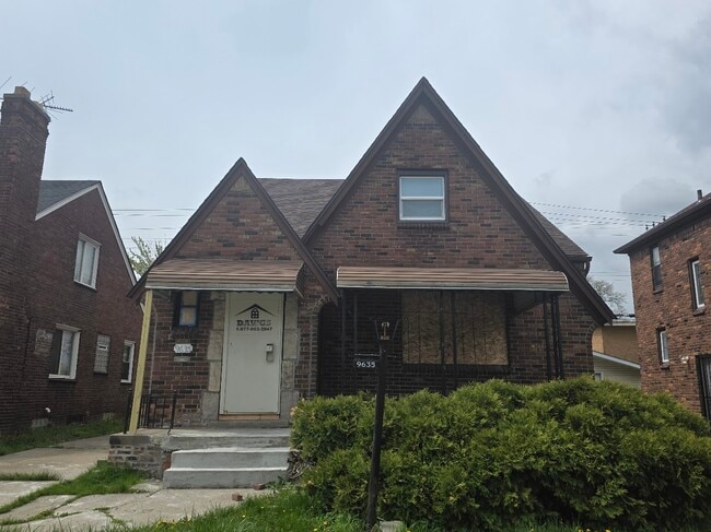 Building Photo - 9635 Everts St