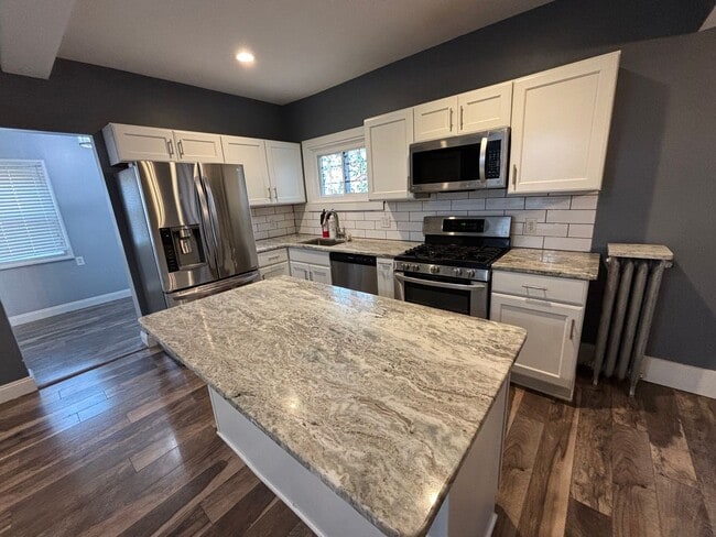 Photo - 4200 Whitman Ave Unit Down