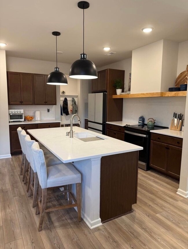 Photo - Earn Wealth While Leasing - Like a Homeowner - Lease to Own