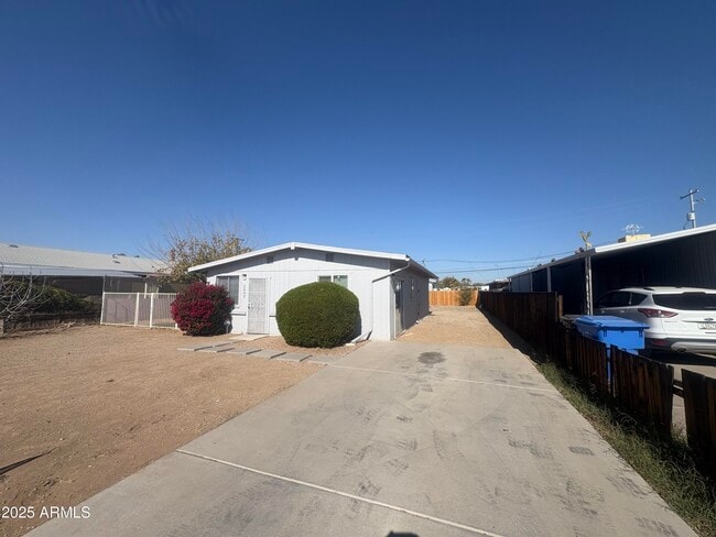 Photo - 2642 E Kings Ave