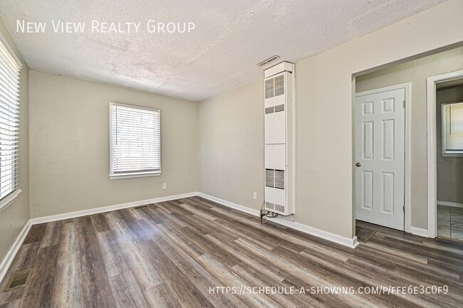 Photo - 1900 Lasalle St Unit 1