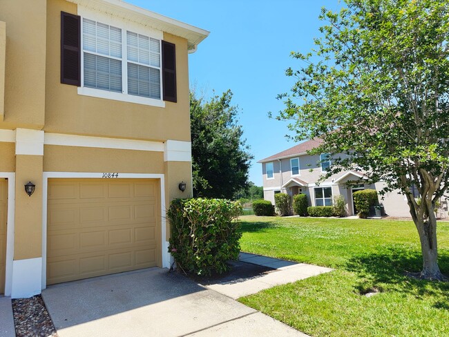 2/2 Condo with Garage at Hibiscus Bay - 2/2 Condo with Garage at Hibiscus Bay