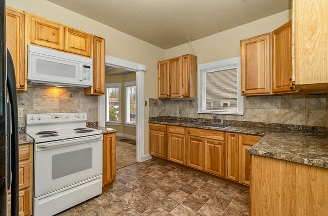 Photo - 2310 Rainier-3 Units Unit 2310 Rainier Avenue Upper