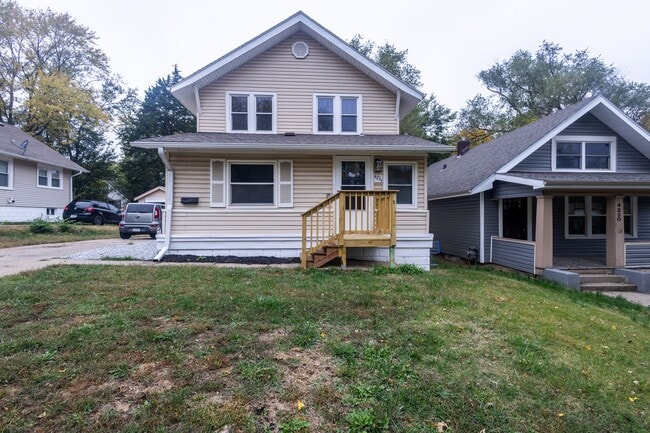 Building Photo - A Great 4BD/1.5BA Single Family Home That Has Been Recently Renovated