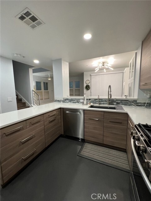 Photo - 226 Jeanette Ln