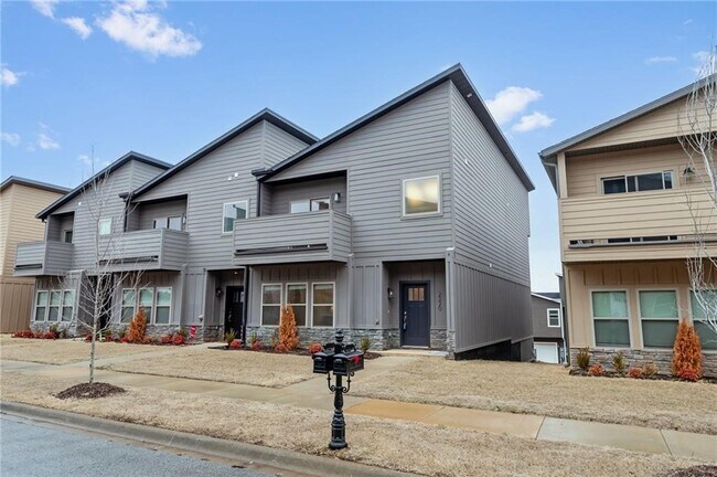 Photo - 2220 W Million Ln