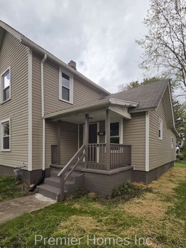 Photo - 3 Bed Home with Hardwood Floors & Rear Deck – $1,495/mo