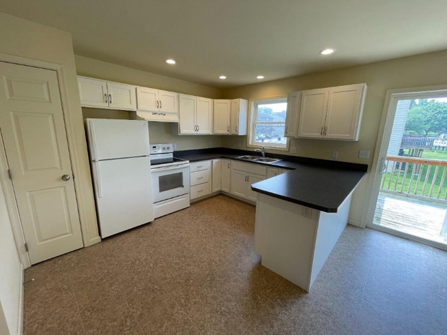 Photo - 904 Gregs Dr