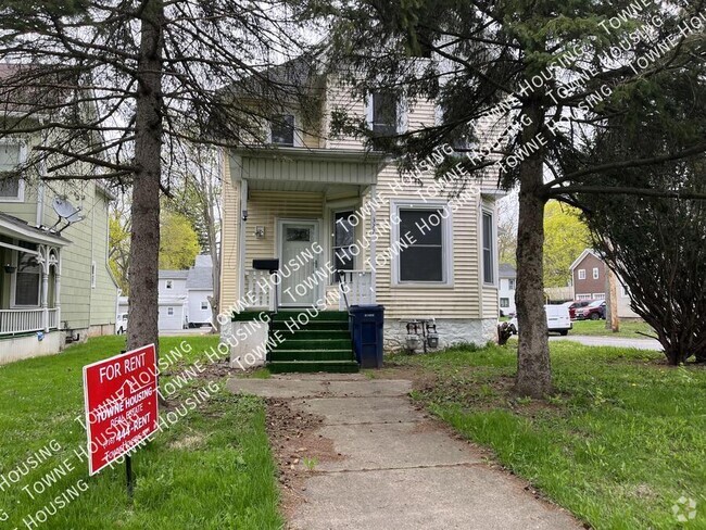 Building Photo - 327 Washburn St Unit 2 Rental