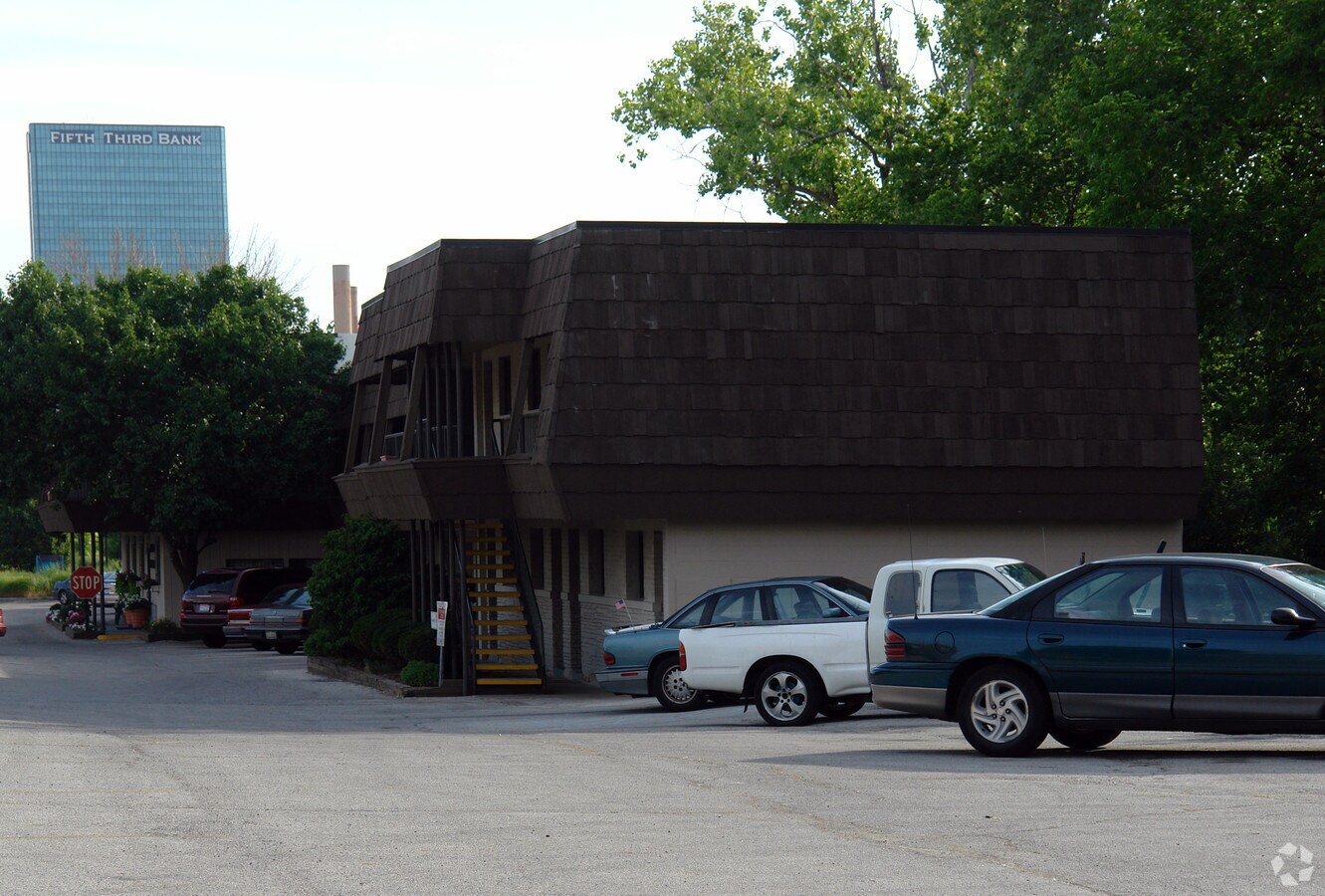 Swan Creek Apt - Swan Creek Apts