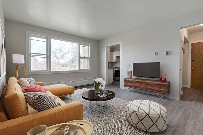 Photo - Lakeview Apartments