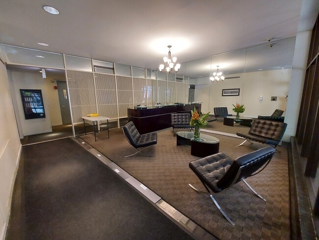 Photo - 2728 N Hampden Ct Unit 1702