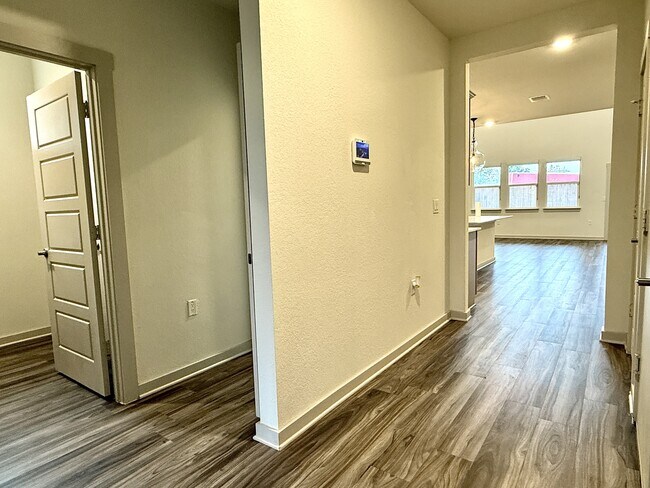 Photo - 13916 Lubeck Dr