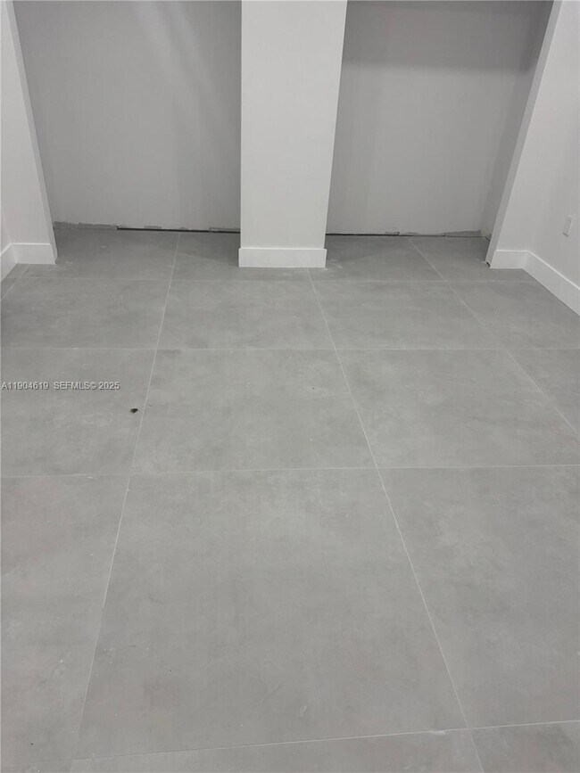 Photo - 9410 SW 55th St