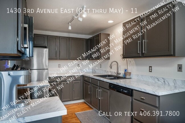 Building Photo - 1430 3rd Ave E Unit 11