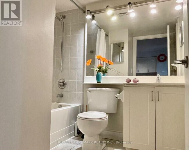 Photo - 60 Brian Harrison Way Unité 1510