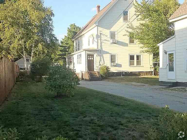 Building Photo - 60 Plummer St Unit 1R Rental