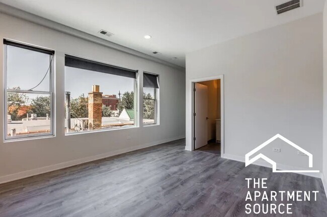 2247 W Lawrence Ave Unit 2247 West Lawrence Avenue