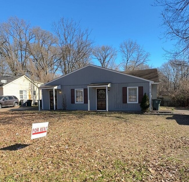 Building Photo - Newly Renovated 2-BR Duplex – Modern Finishes & Spacious Layout