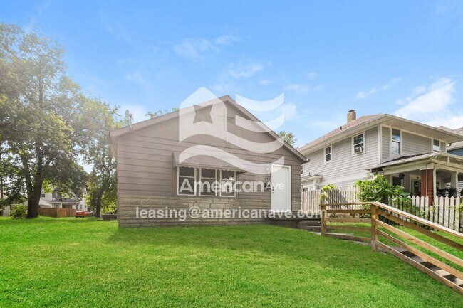 Photo - 848 Lasalle St