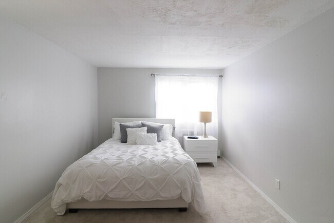 Photo - 180 Main St Unit F135