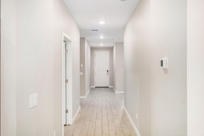 Photo - 19981 W Badgett Ln