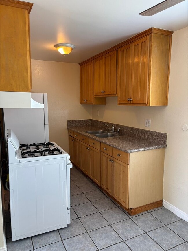 Photo - 11751 Hart St Unidad 06