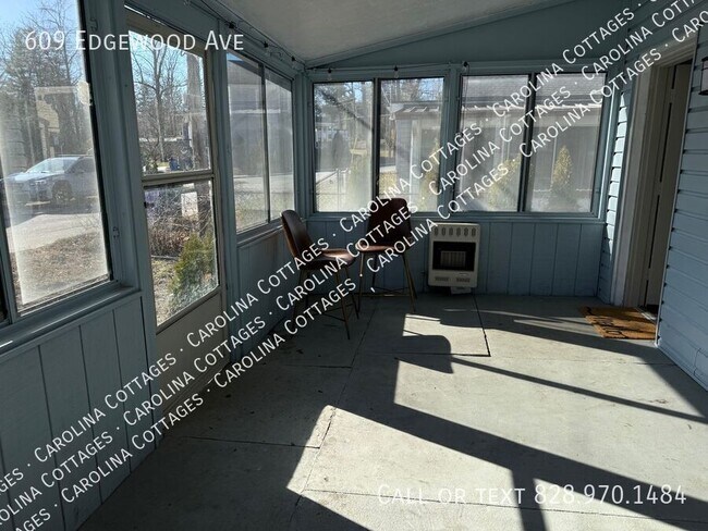 Photo - 609 Edgewood Ave