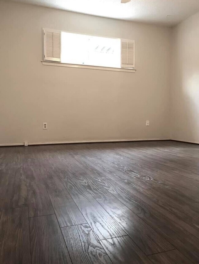 Photo - 6410 Del Monte Dr