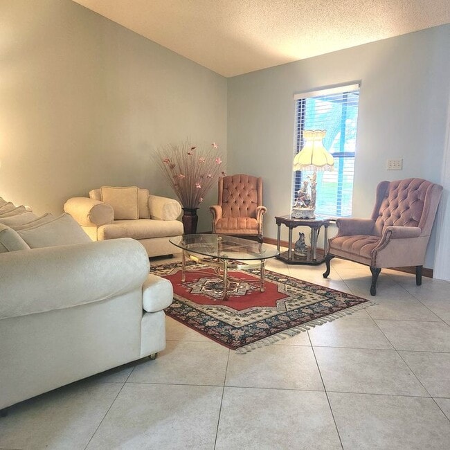 Photo - 2805 Lake Tohopekaliga Blvd