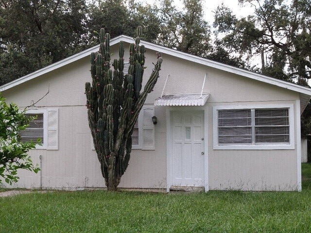Building Photo - Cute 3bdrm/2bath House ** Section 8 OK ** Ready by 7/15** Section 8 welcome