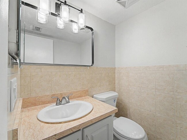 Photo - 6314 Newtown Cir Unit 14A2