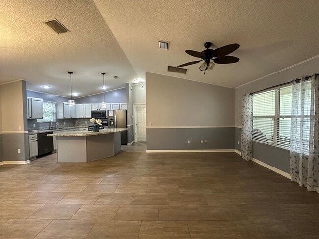 Photo - 104 Cherry Blossom Ln