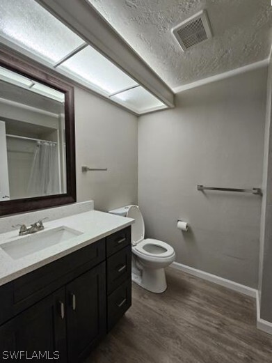 Photo - 3005 Gordon St