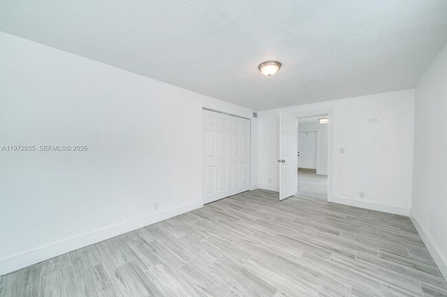 Photo - 1907 McKinley St Unit 2