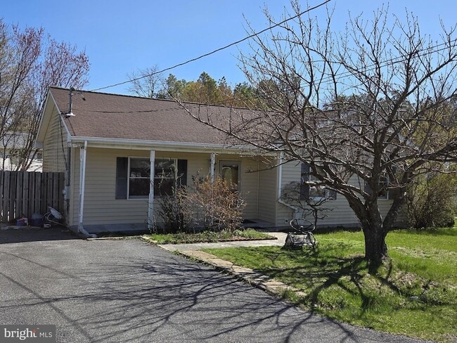 Photo - 131 Obriens Cir