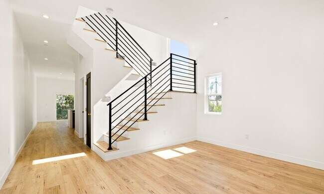 3420 12th Ave Unit 3420 1/2