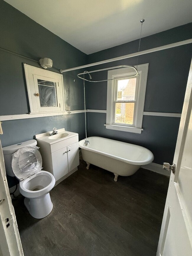 Photo - 700 E 160th St Unit 1