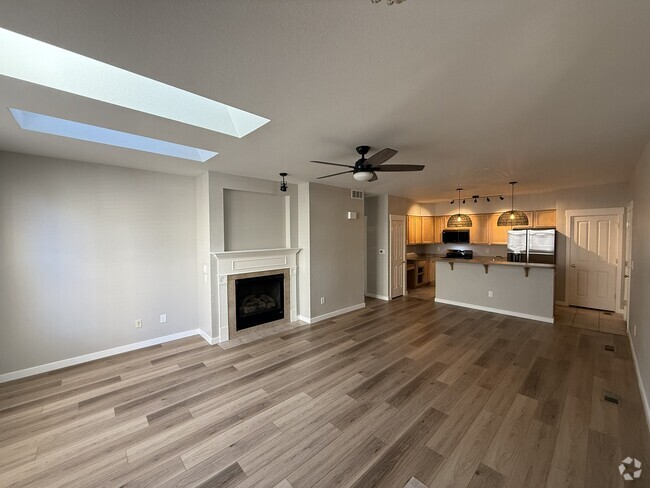 Building Photo - 5319 W 16th Ave Unit Edgewater Sloan's Lake Rental