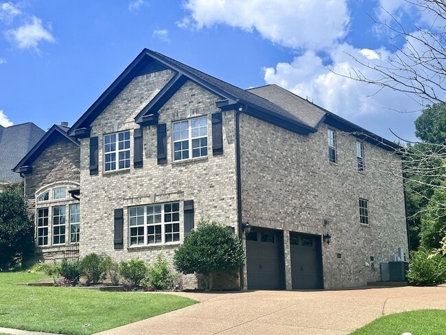 Building Photo - 1005 Brittain Downs Dr Rental