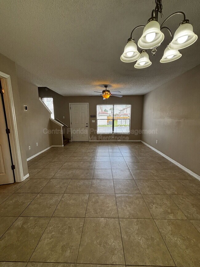 1627 Long Ridge Ct