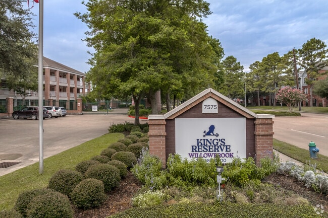 Building Photo - King's Reserve Willowbrook Rental