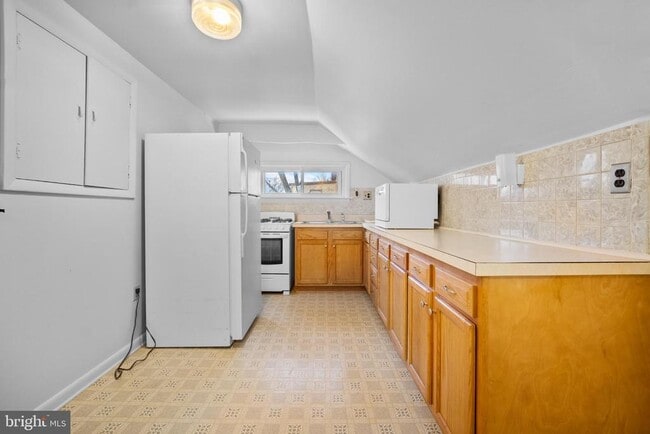 Photo - 842 Bethlehem Pike Unit #B