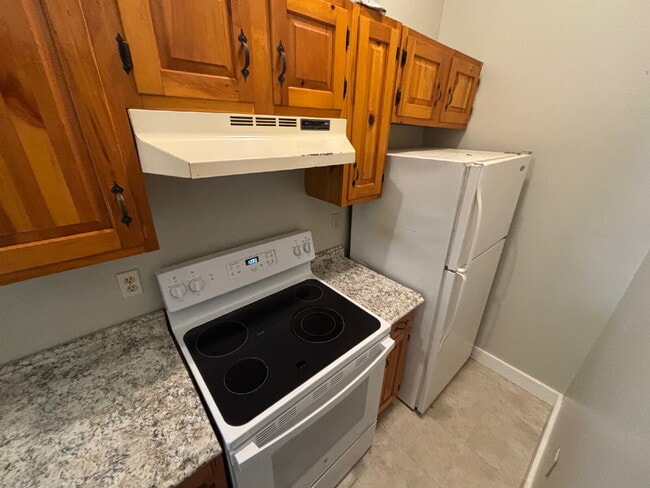 Photo - Charming Studio Apartment in the Heart of South Berwick – Great Location! Unit Apt 202