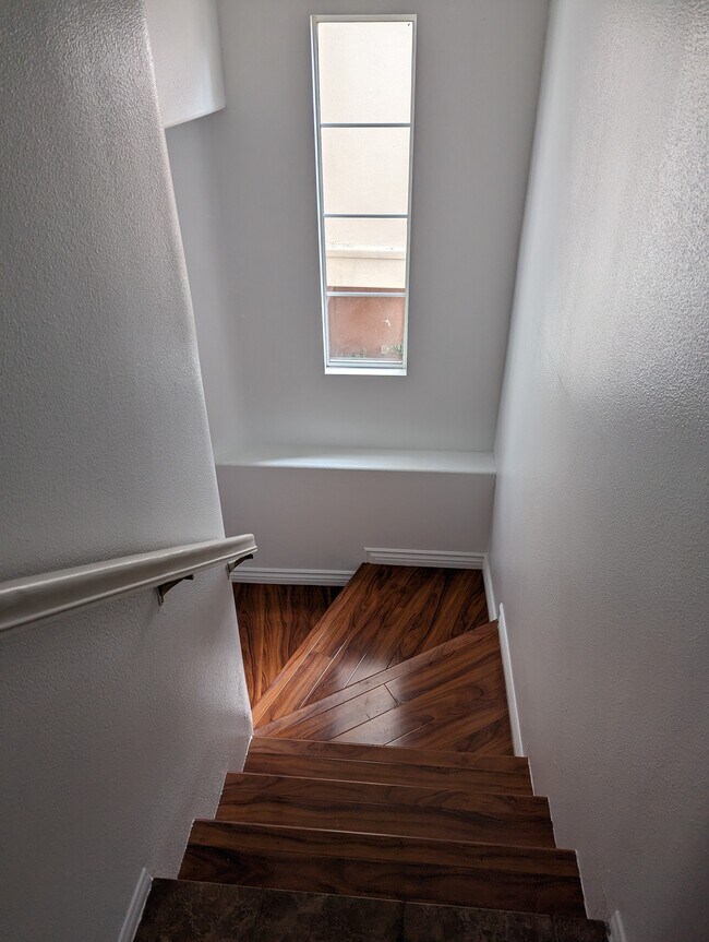 Photo - 2819 Player Ln