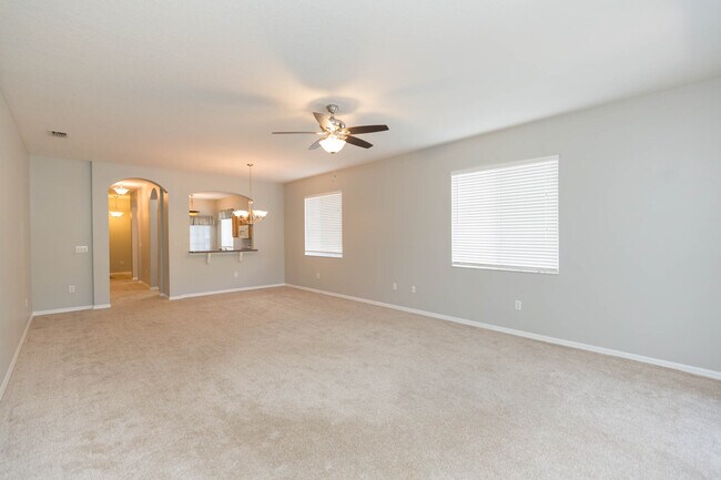 Large great room (combined living room/dining room) - 18135 Nassau Point Dr