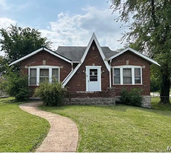 Building Photo - 3802 Melba Pl