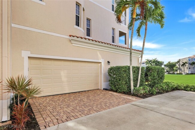 Photo - 14314 Harbour Links Ct Unidad 11A Rental